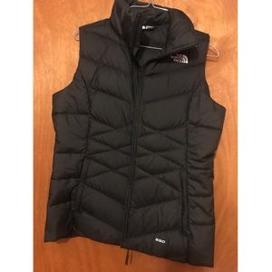 Women’s Northface Vest